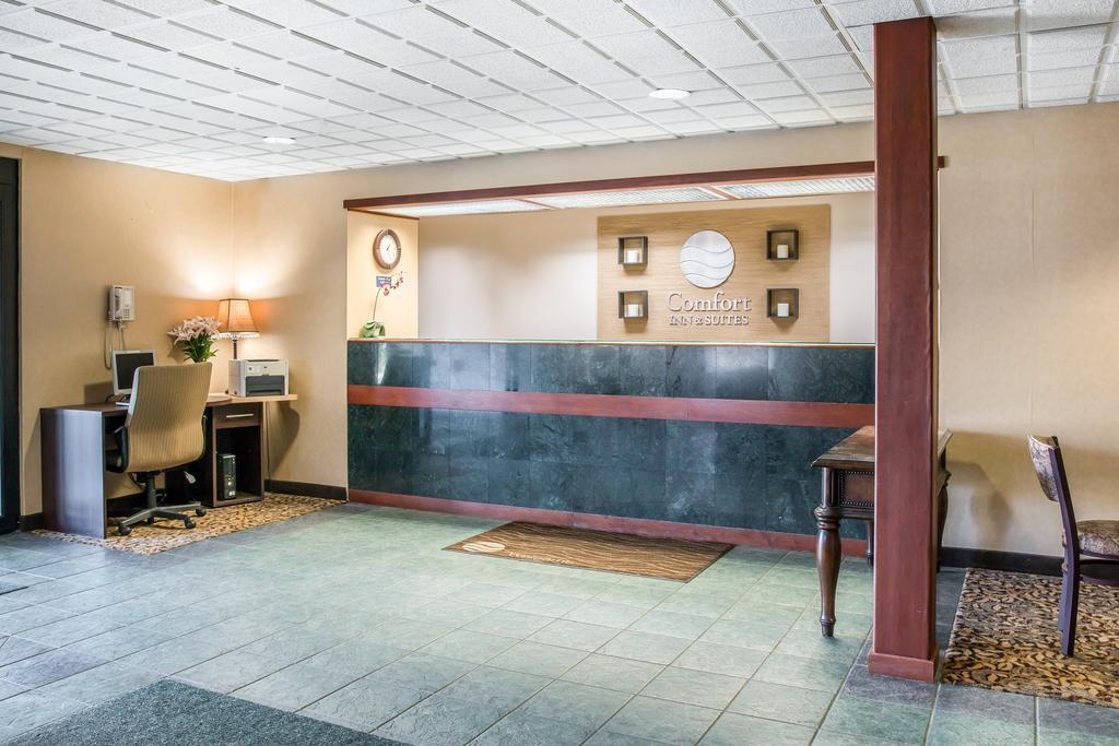 Comfort Inn & Suites Maumee - Toledo I80-90 Exterior foto